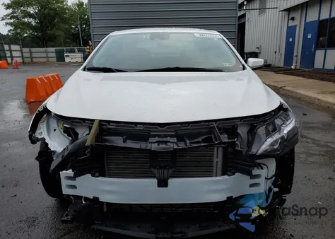 2024 Chevrolet Malibu Lt z USA, uszkodzony, nr VIN 1G1ZD5ST4RF205825